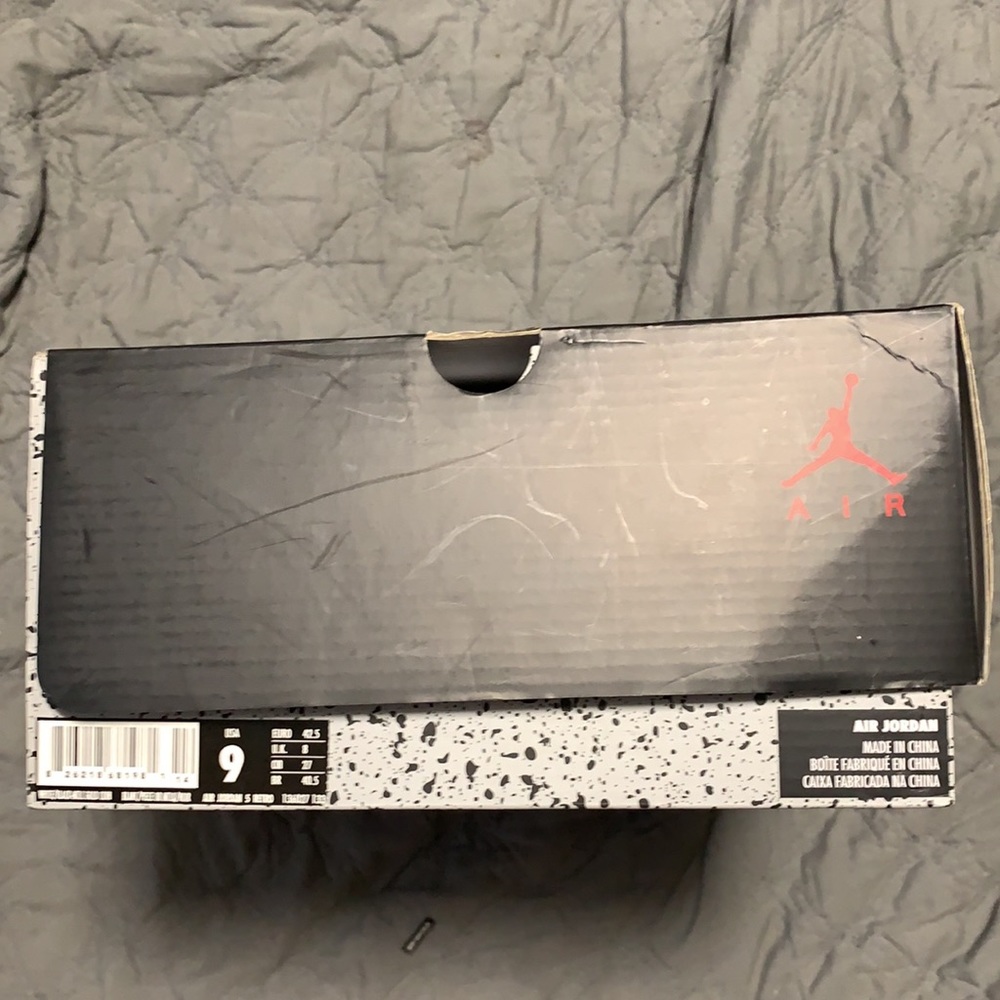 Shoes - Picture 6 of 7